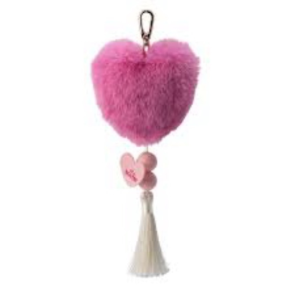 Scents heart charm